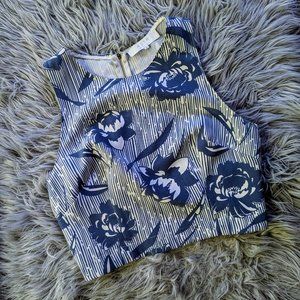 ASTR Blue and White Floral Crop Top sz M